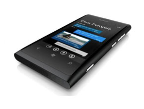 Първите телефони Nokia Lumia с NFC идват през есента на 2012 г.