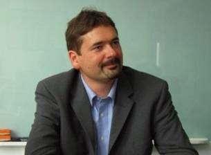 Създателят на Opera напуска компанията