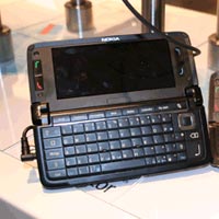 Обновена версия на Nokia E90