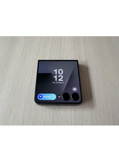 Samsung Galaxy Z Flip7